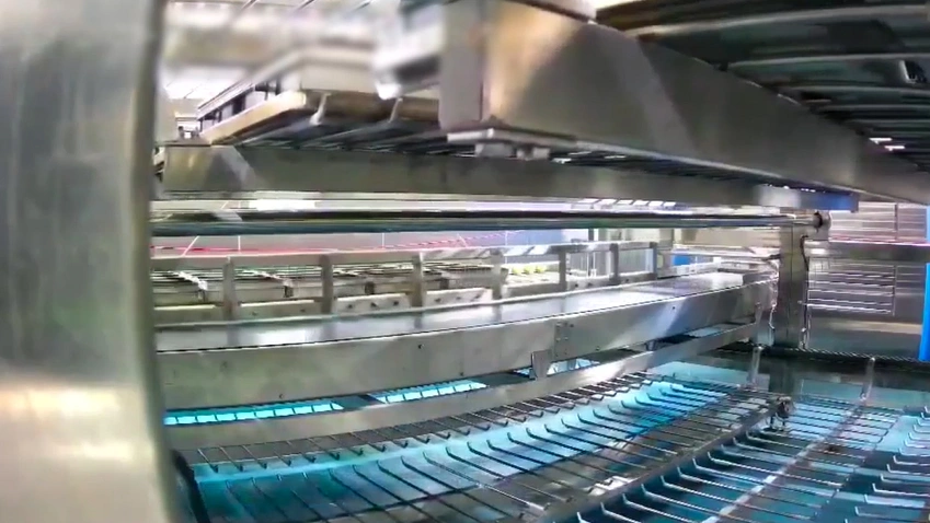 Sistema de fermentación de bandejas basculantes